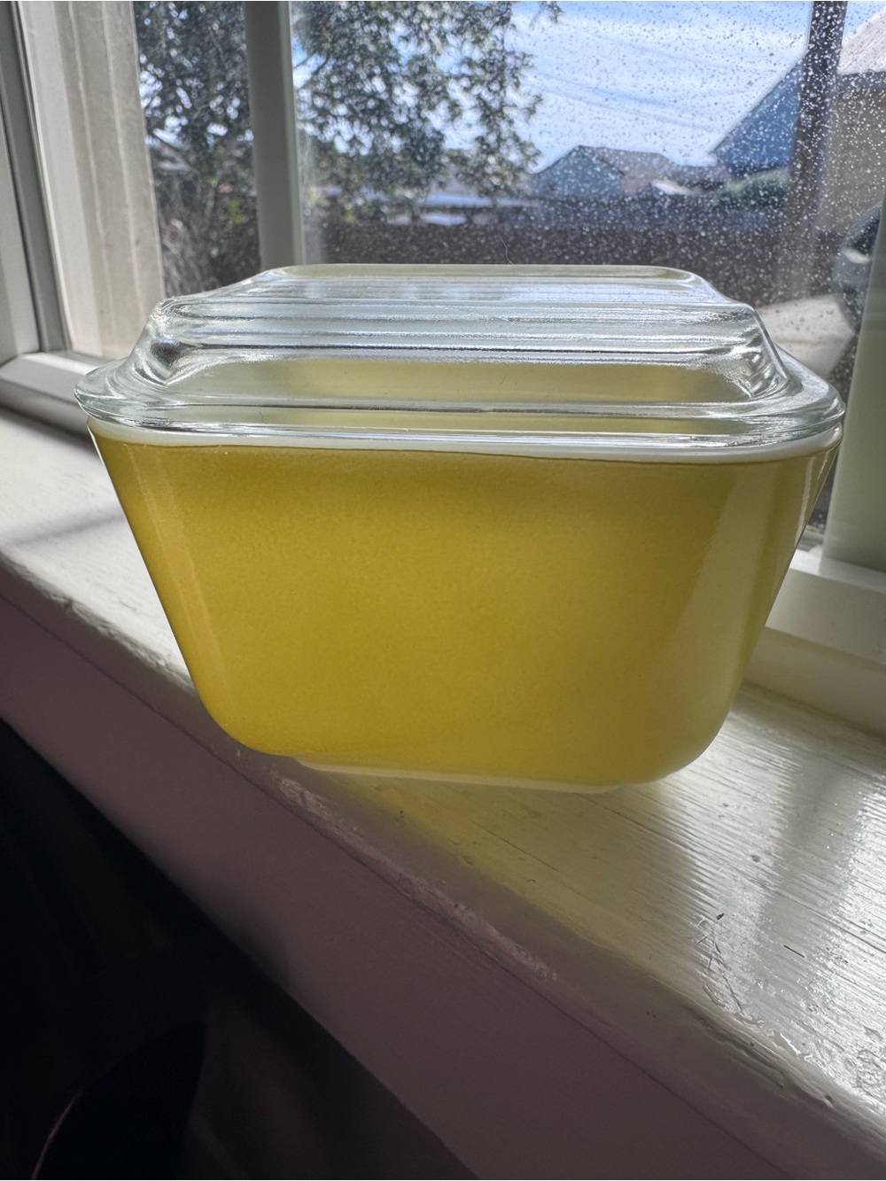 Pyrex Yellow Glass Soap Dish with Clear Lid